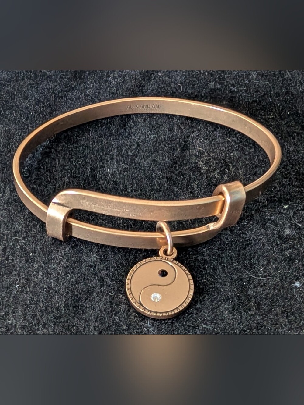 Antique Gold Finish Expandable Bracelet With Yin Yang Charm